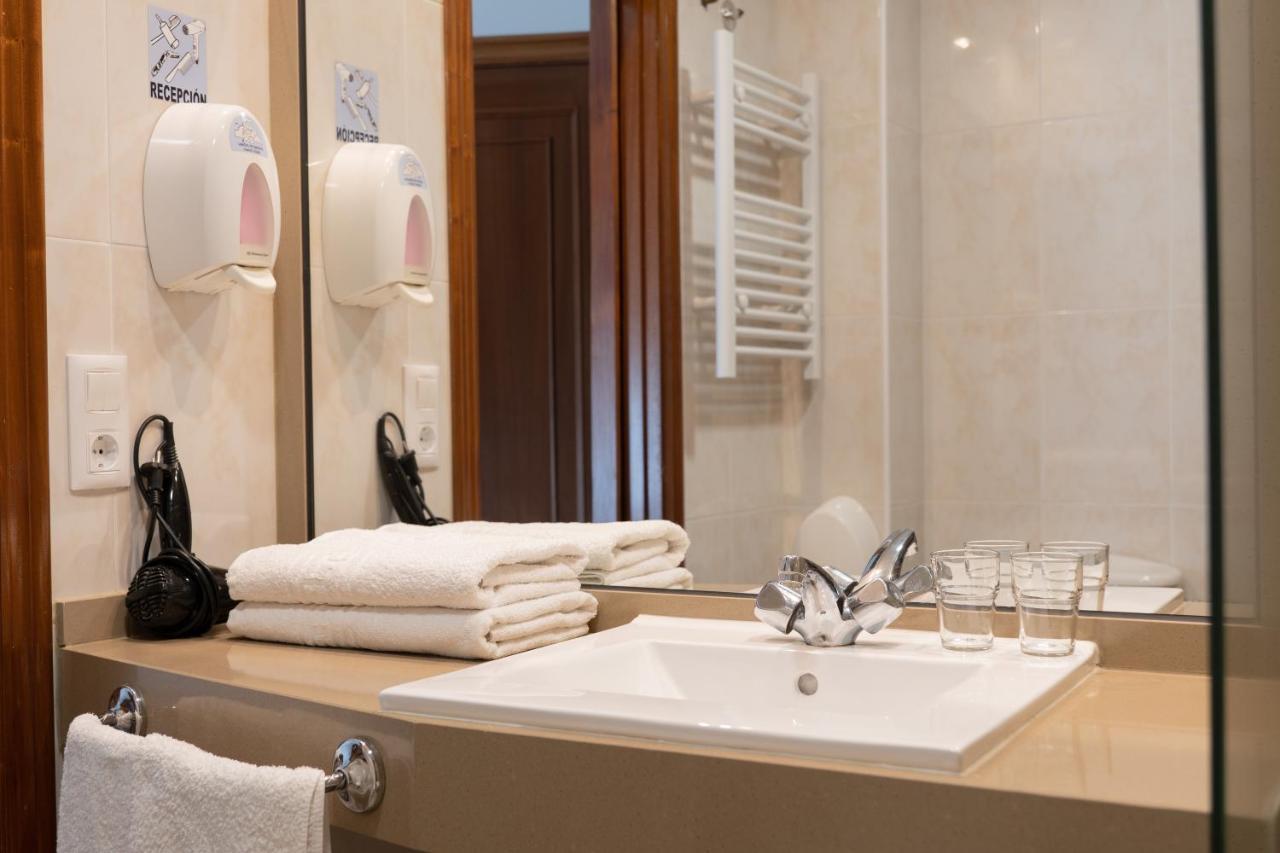 Hotel Carlos 96 Мелиде Екстериор снимка